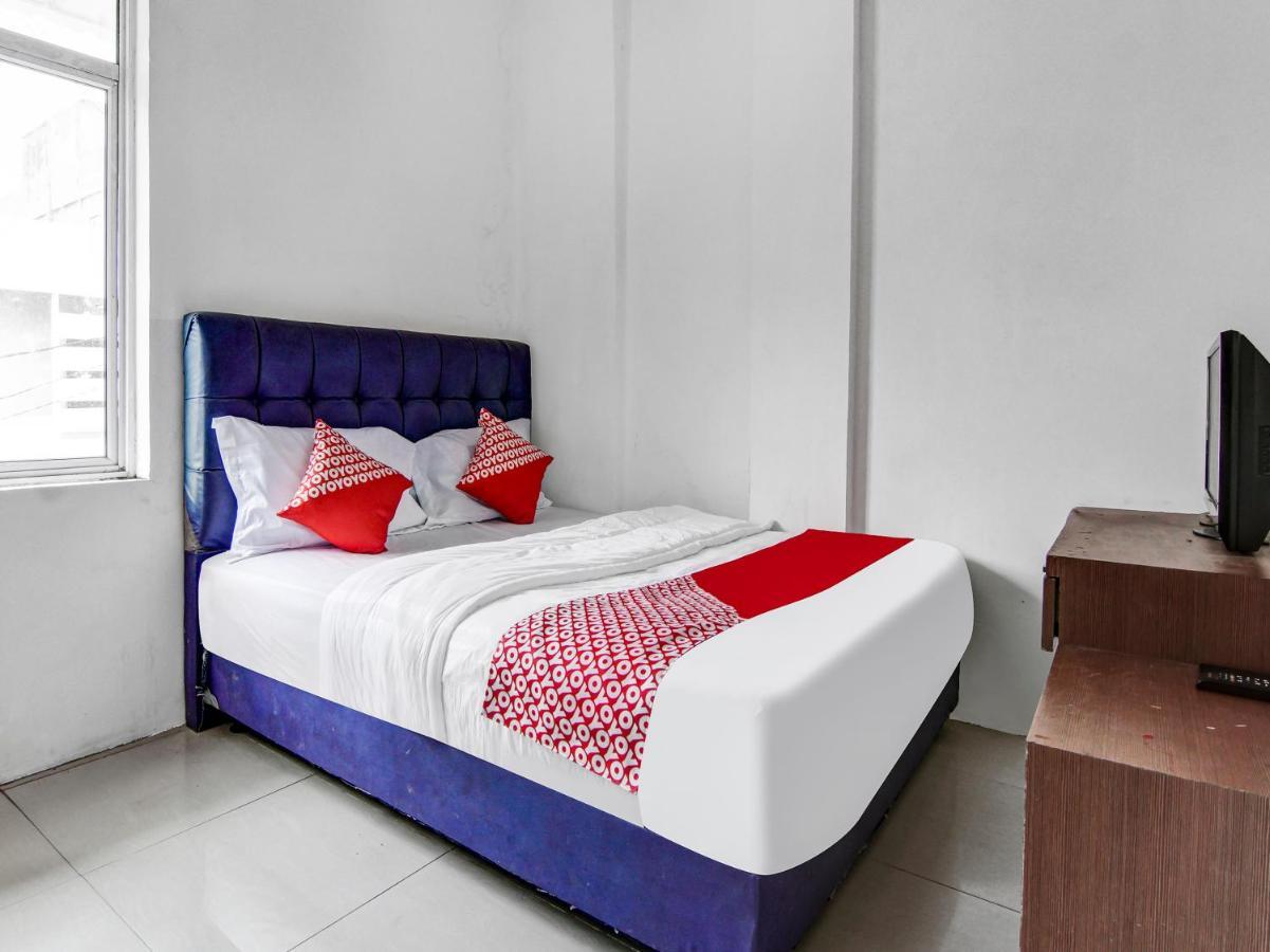 Oyo 90897 Hotel Sepupu Satria Pekanbaru Zewnętrze zdjęcie